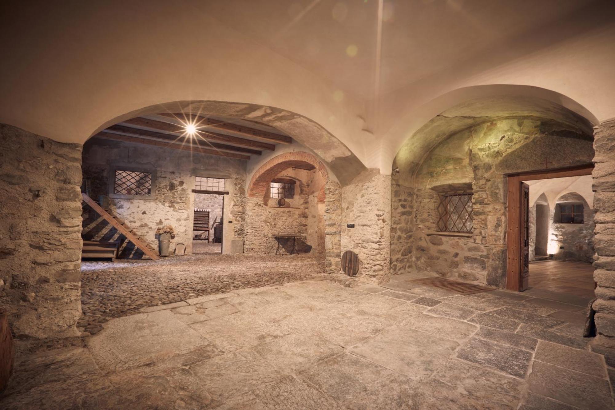 Le Corti Dei Sassi Bed & Breakfast Berbenno di Valtellina Exterior photo