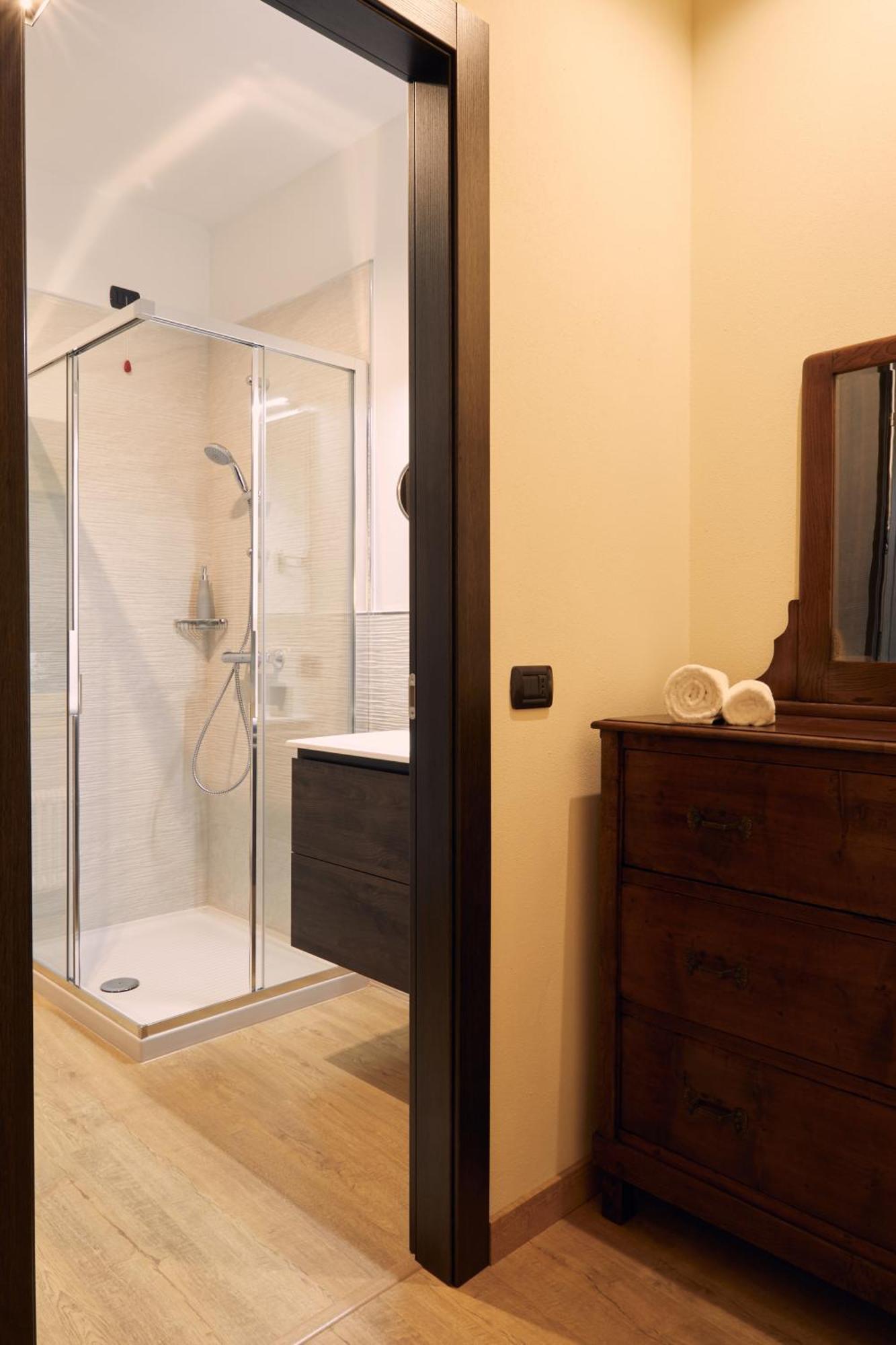 Le Corti Dei Sassi Bed & Breakfast Berbenno di Valtellina Room photo