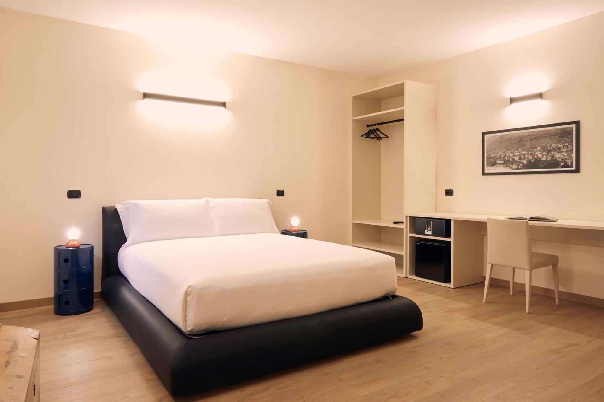 Le Corti Dei Sassi Bed & Breakfast Berbenno di Valtellina Room photo